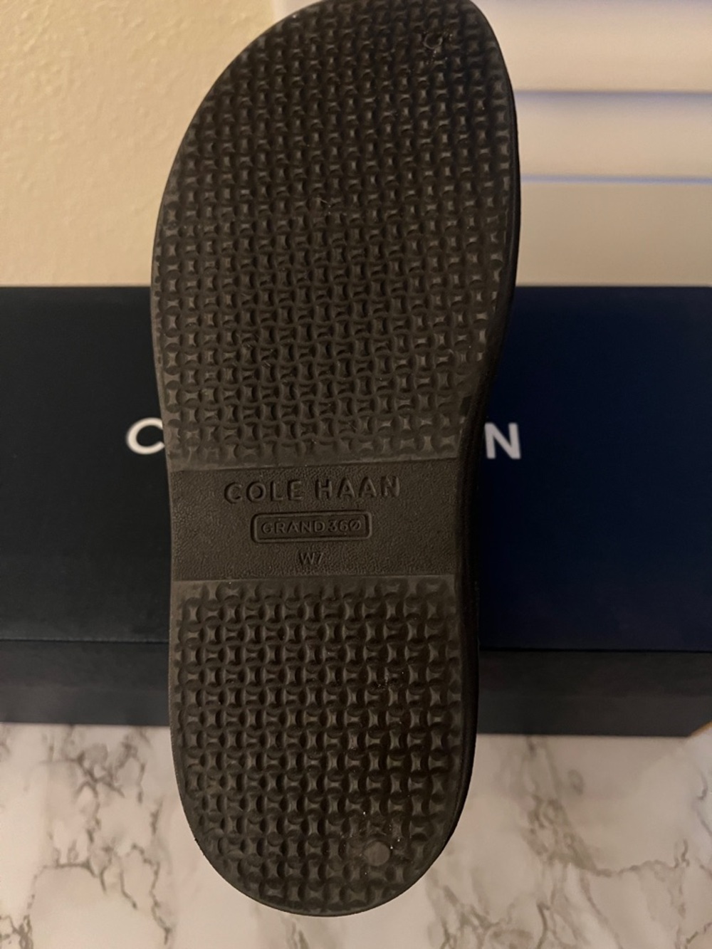Cole Haan Findra Black Crisscross Pool Slide Sandals New In Box - Picture 3 of 4